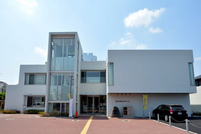 府中市立押立図書館の画像1