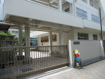 東大阪市立長瀬北小学校の画像1