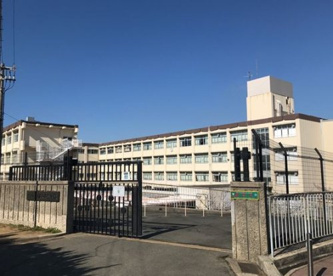 桃山台中学校の画像1