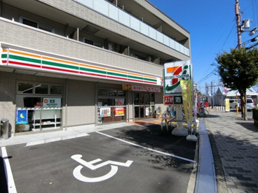 セブン-イレブン 大阪狭山市駅前店の画像1