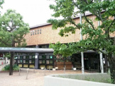 富田林市立金剛図書館