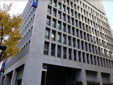 みずほ銀行大阪中央支店の画像1