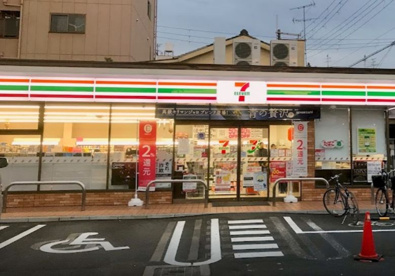 セブンイレブン 大阪小林東3丁目店の画像1