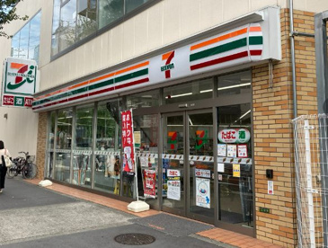 セブンイレブン 大阪中崎町店の画像1