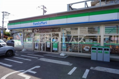 ファミリーマート博多諸岡一丁目店の画像1