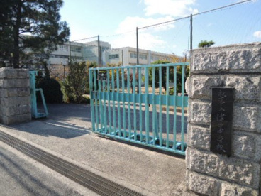 枚方市立津田中学校の画像1