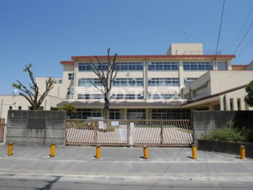 福岡市立塩原小学校の画像1