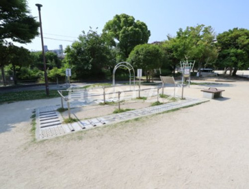 三宅中央公園の画像4