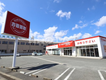 2nd STREET福岡高木店【古着 ブランド洋服 バッグ等の買取・中古販売】の画像2