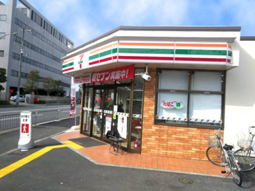 セブンイレブン 伏見勧進橋店の画像1