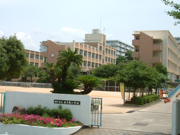 神戸市立 多聞の丘小学校の画像2