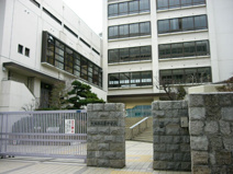 大阪市立東中学校