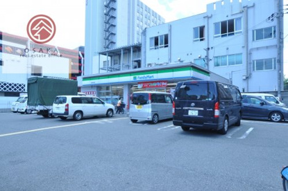 ファミリーマート浪速敷津東店の画像1