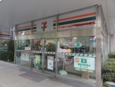 セブン-イレブン新宿富久町店