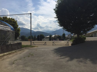 南アルプス市立白根百田小学校の画像2