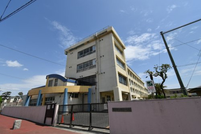 鵠南小学校の画像2