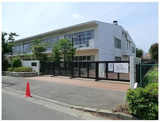 石川小学校