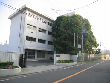 明治中学校の画像1