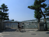 松林小学校