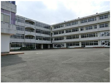 岩瀬中学校の画像2