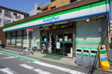 ファミリーマート横浜新川町店