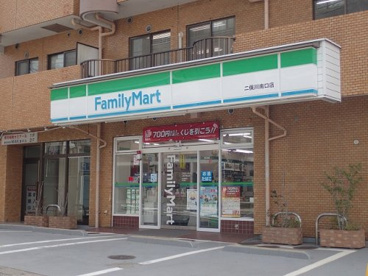 ファミリーマート二俣川南口店の画像2
