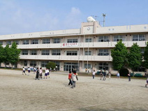船橋市立飯山満小学校