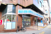 ローソン 千日前通高津店