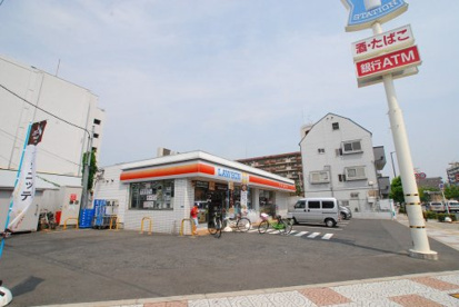 ローソン 出城三丁目店の画像1