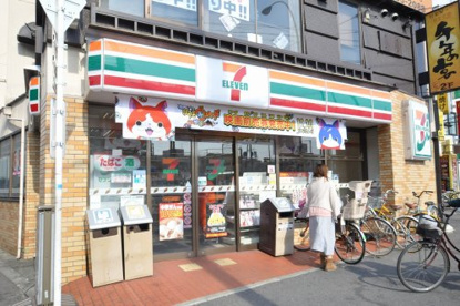 セブン-イレブン大阪玉出駅前店の画像1