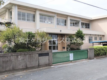 磐田市立岩田小学校の画像1
