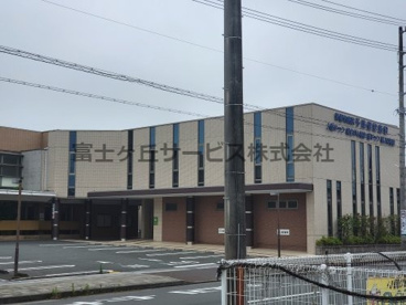 診療科目・サービス
内科・循環器科・循環器内科・外科・肛門科・整形外科・泌尿器科・眼科
診療時間
月曜:午前9時〜正午 午後2時~6時
火曜:午前9時〜正午 午後2時~6時
水曜:午前9時〜正午 午後2時~6時
木曜:午前9時〜正午 午後2時~6時
金曜:午前9時〜正午 午後2時~6時
土曜:午前9時〜午後1時
休診日
日曜・祝日
院長等
坂田 悟
所在地〒438-0078 磐田市中泉703電話0538-34-0150ファクス0538-34-0915 新都市病院の画像2