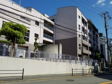 大阪市立天満中学校の画像1