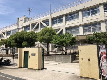 東大阪市立弥刀中学校の画像2