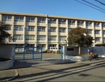 西宮市立山口中学校の画像1