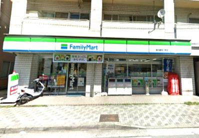 ファミリーマートニック片倉店の画像1