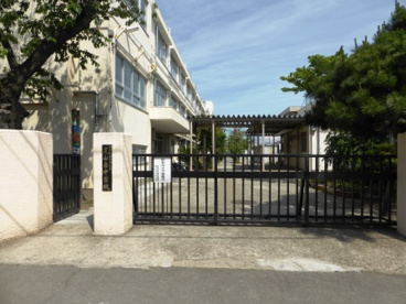 世田谷区立尾山台中学校の画像1
