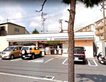 セブン-イレブン横須賀追浜本町店の画像1