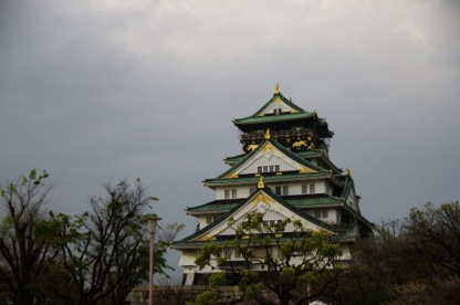堂々とした佇まいの大阪城天守閣まさに大阪を象徴するランドマーク!! 大阪城の画像1