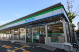 ファミリーマート 城陽久世店