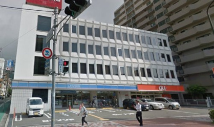 ローソン 雲井通二丁目店の画像1