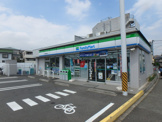 ファミリーマート横浜青葉新石川店
