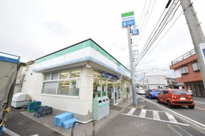 ファミリーマート サンズ戸塚深谷町店の画像1