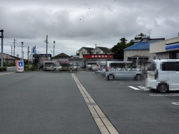 住所
静岡県磐田市豊岡7038
電話番号0538-66-6260
営業時間24時間営業
設備・サービス
ATM有り お酒有り タバコ有り FAX有り コピー有り 写真プリント可 MACHI cafe(コーヒー) LAWSON Free Wi-Fi有り ネットワークプリント有り 駐車場有り ローソンビーコン
利用できるお支払方法
電子マネー 一覧を見る
交通系電子マネー
Suica Kitaca ICOCA TOICA nimoca PASMO SUGOCA はやかけん
ローソン 磐田駒場店の画像2