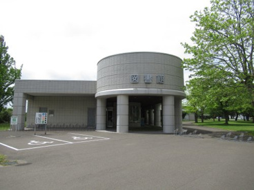 能代市立図書館の画像1