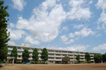 牛久市立牛久第三中学校