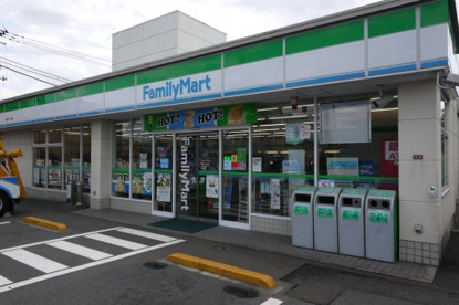 ファミリーマート 松庵一丁目店の画像1