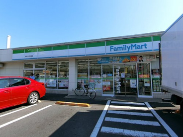 ファミリーマート杉並人見街道店の画像1