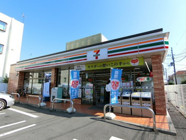 セブンイレブン 都立西高前店の画像1