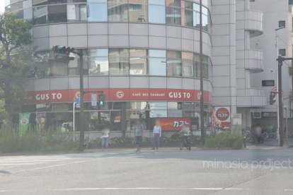 ガスト 東神奈川店の画像1